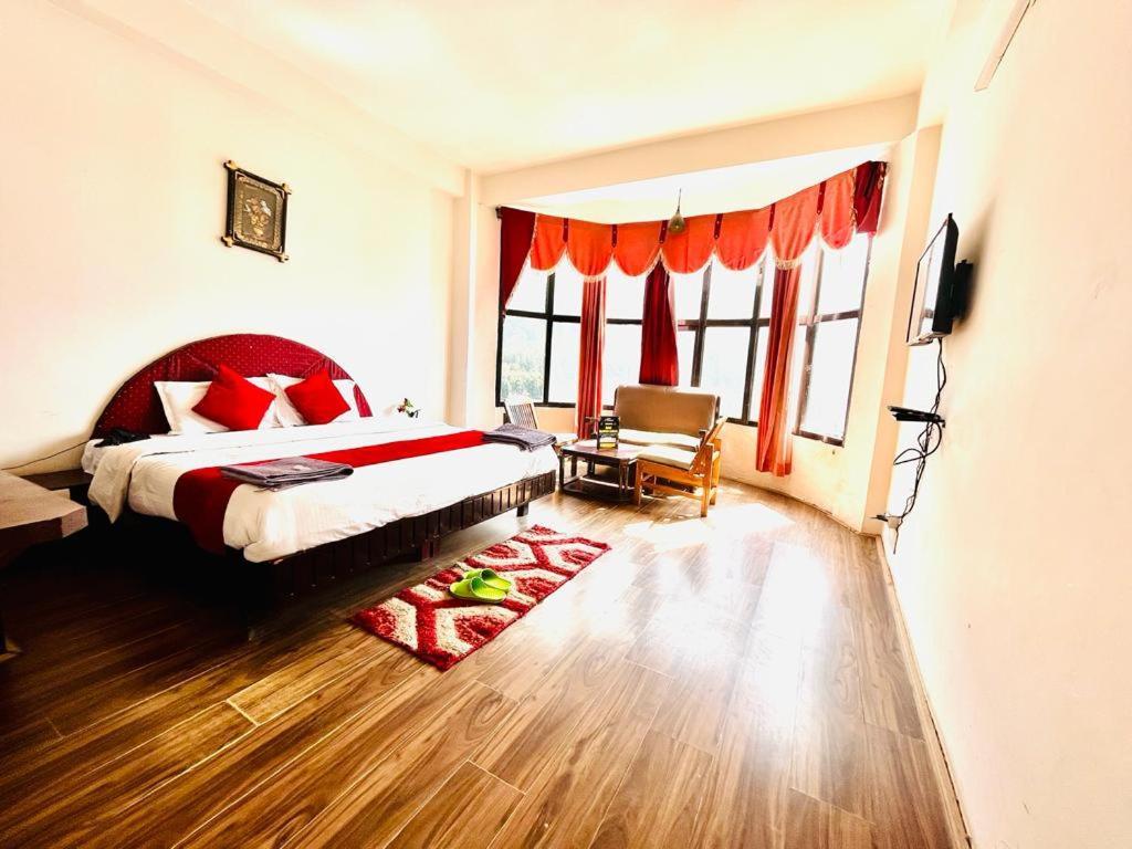 Hotel In Manali With Mountain View Near Mall Road 외부 사진