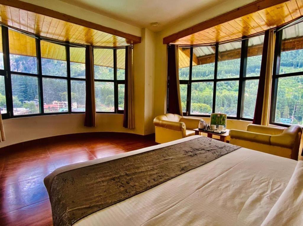 Hotel In Manali With Mountain View Near Mall Road 외부 사진