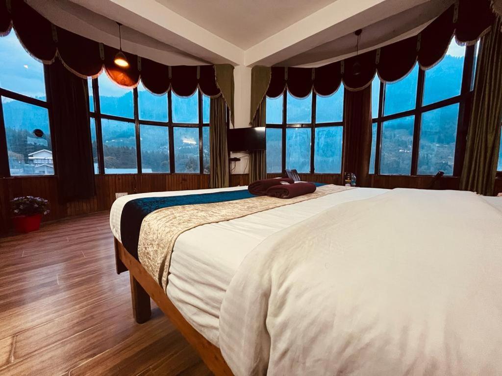 Hotel In Manali With Mountain View Near Mall Road 외부 사진