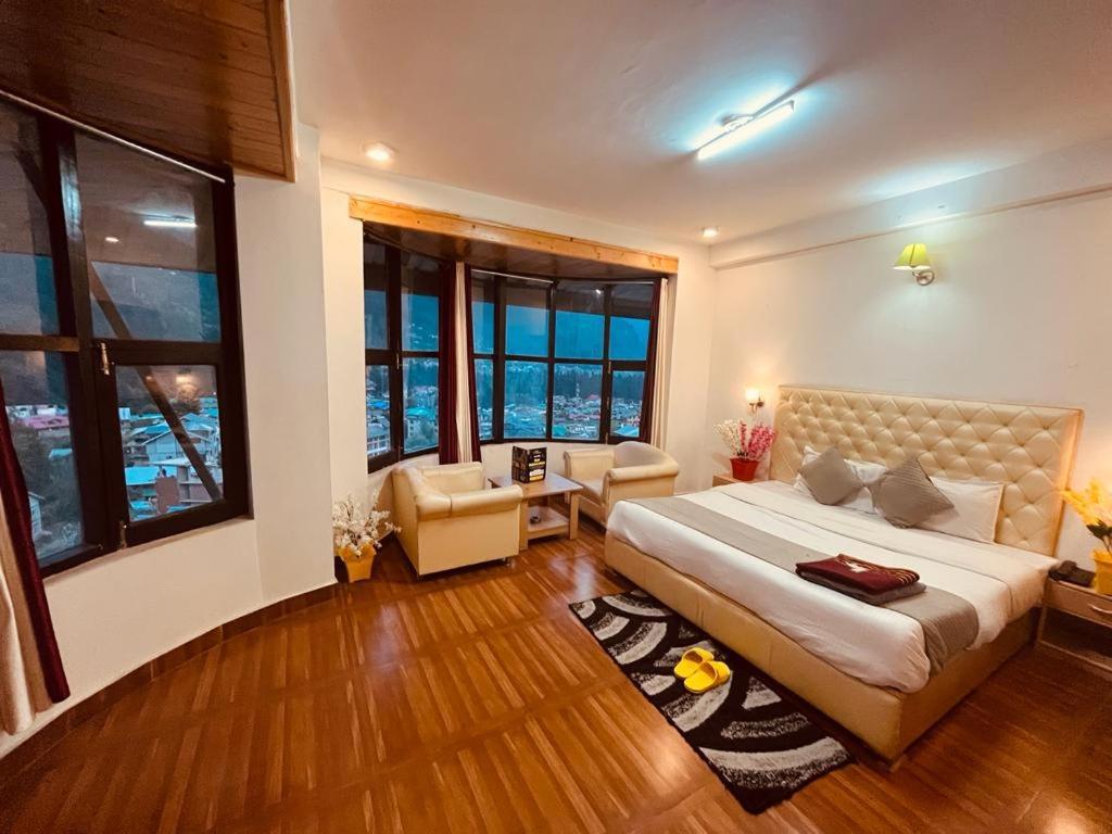 Hotel In Manali With Mountain View Near Mall Road 외부 사진