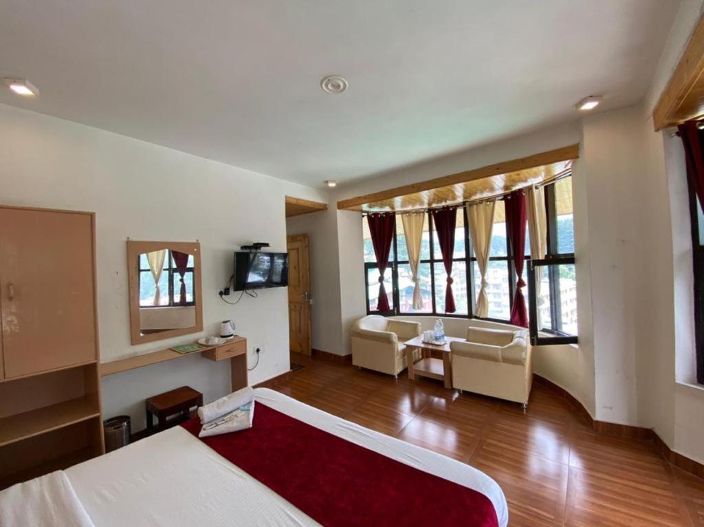 Hotel In Manali With Mountain View Near Mall Road 외부 사진